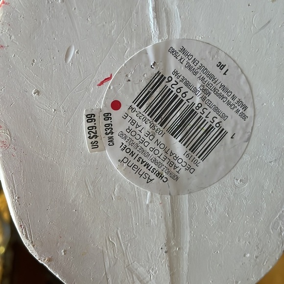 New Santa decor - Picture 3 of 3